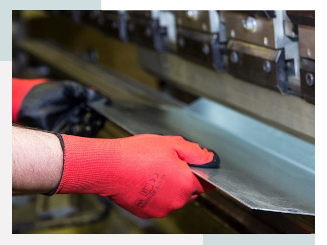 Гибка металла в Апшеронск от 615 руб. - Надёжно и быстро