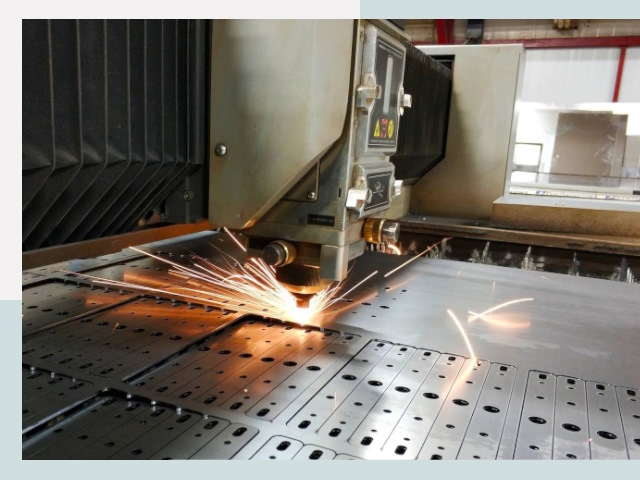 Лазерная резка металла в Апшеронске от 615 руб.